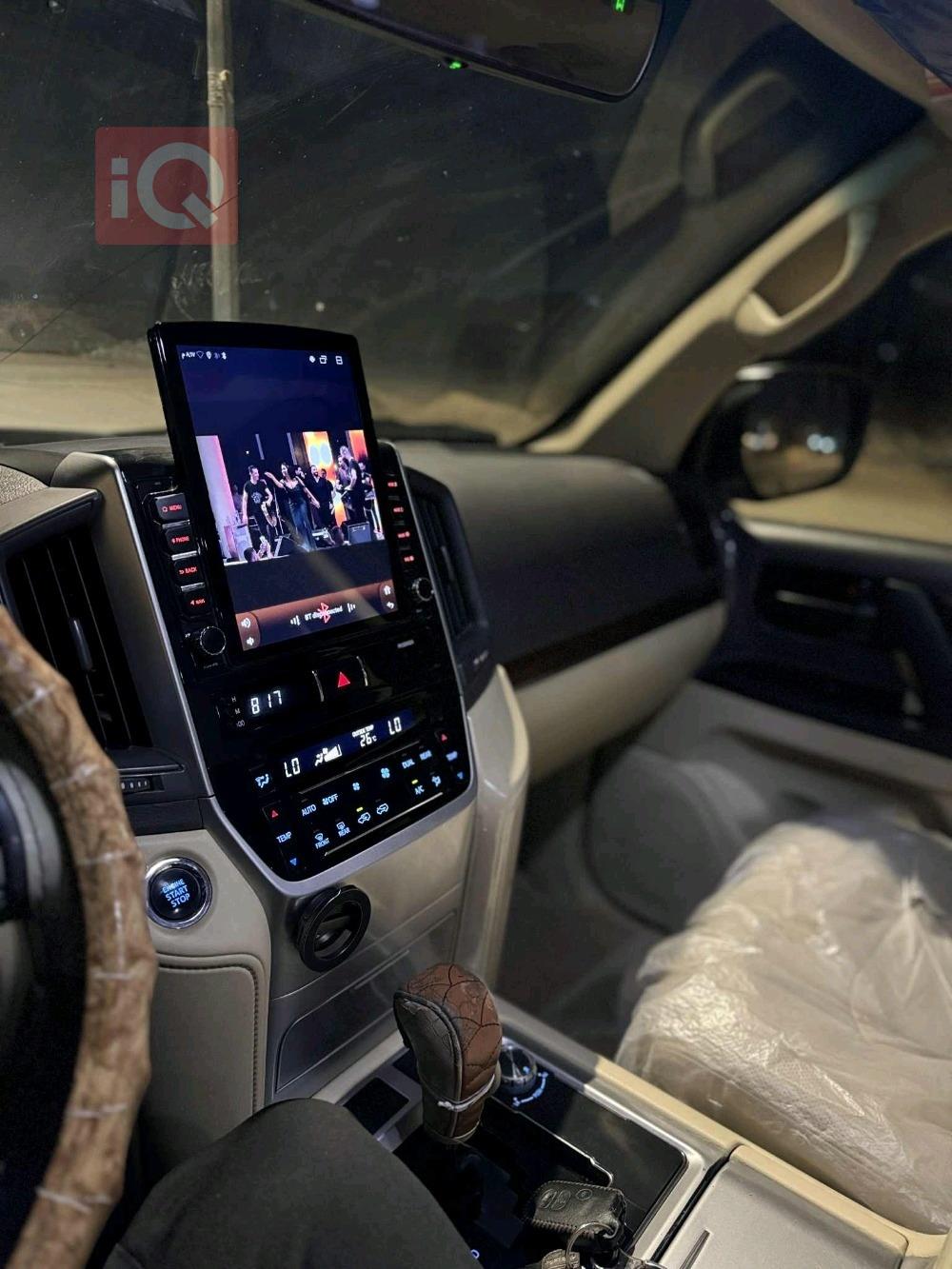 تويوتا لاندكروزر